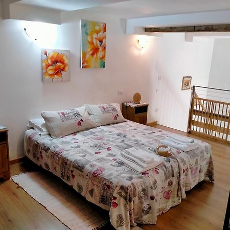Vesna Loft In Luino Apartment Bagian luar foto