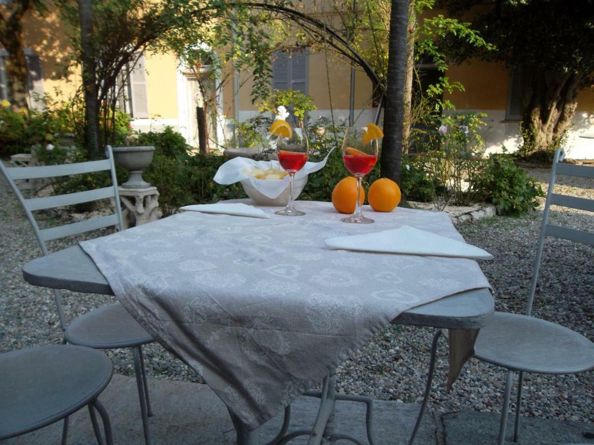 Vesna Loft In Luino Apartment Bagian luar foto